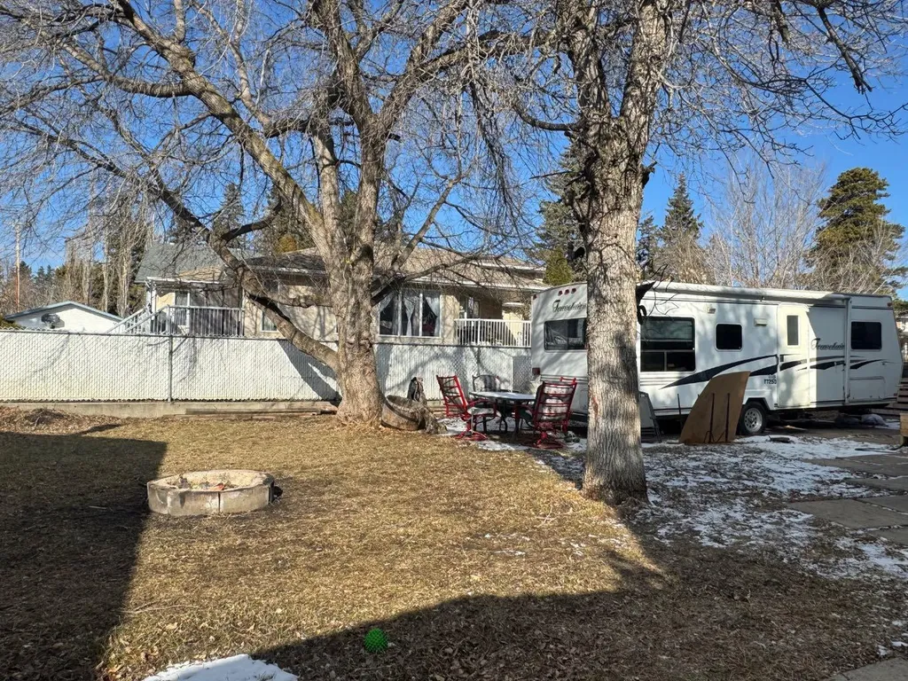 5319 47 Avenue Wetaskiwin AB T9A 0K9