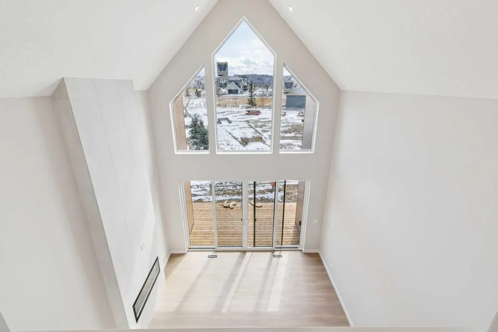 37 Cottageclub Lane Rural Rocky View County AB T4C1B1