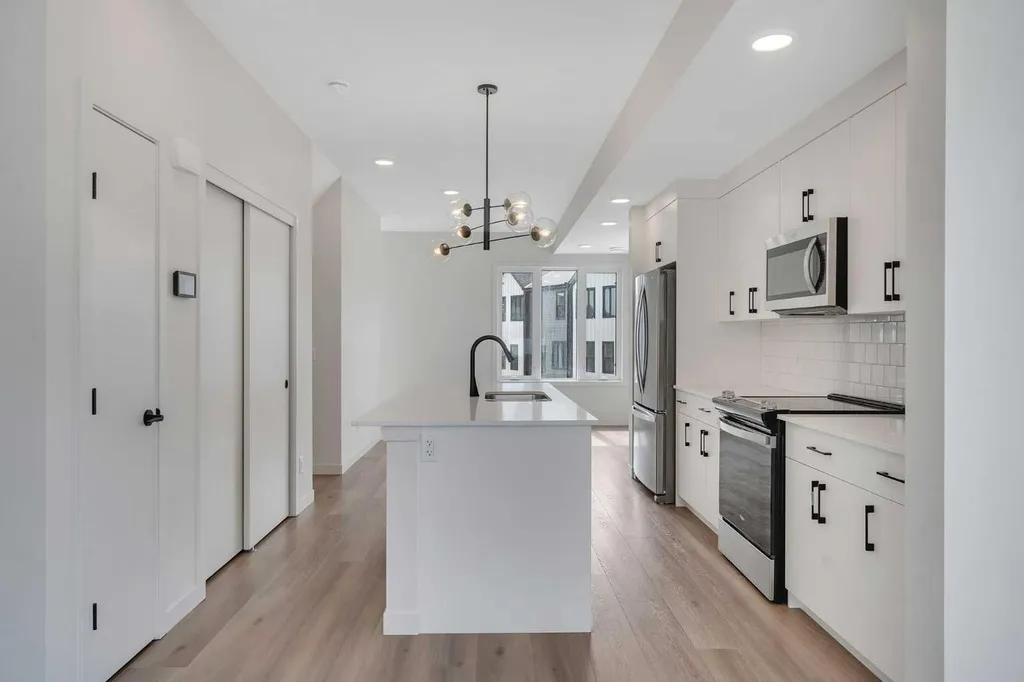 120 Arbour Lake Court NW Calgary AB T3G 0H6