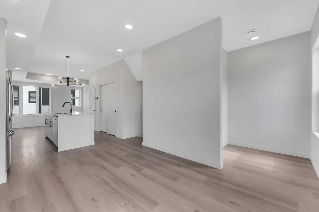 120 Arbour Lake Court NW Calgary AB T3G 0H6