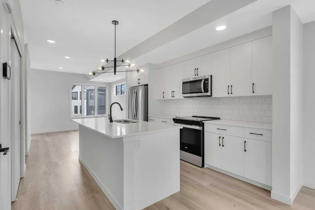 120 Arbour Lake Court NW Calgary AB T3G 0H6