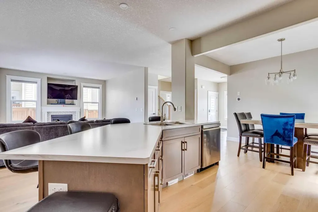 138 Magpie Street Fort Mcmurray AB T9K0L5