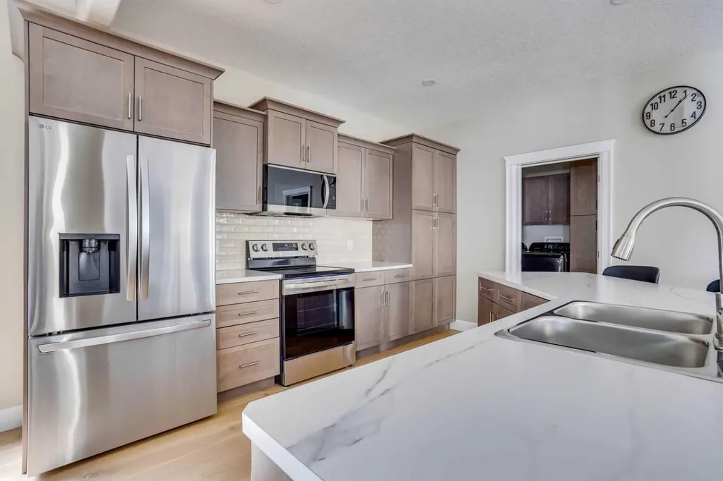 138 Magpie Street Fort Mcmurray AB T9K0L5