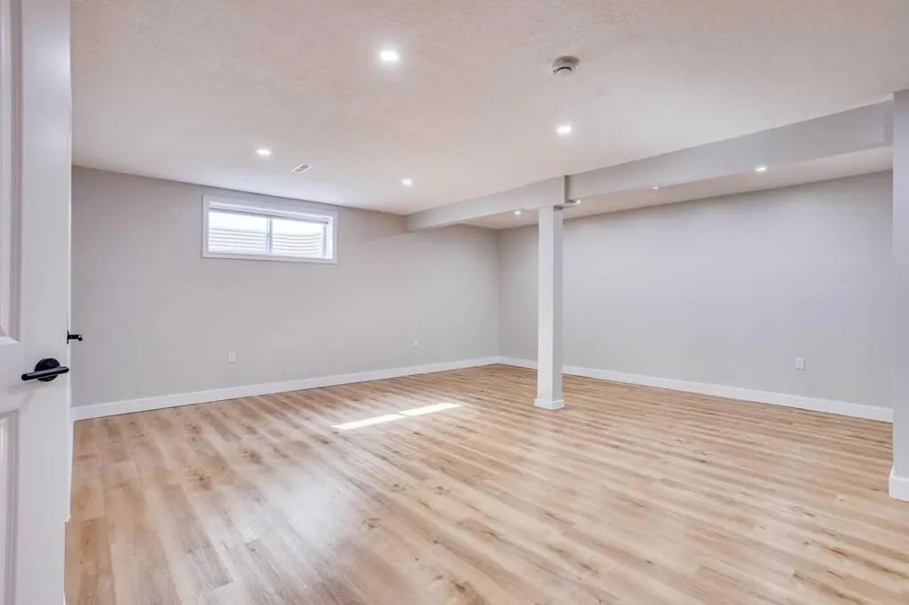 138 Magpie Street Fort Mcmurray AB T9K0L5
