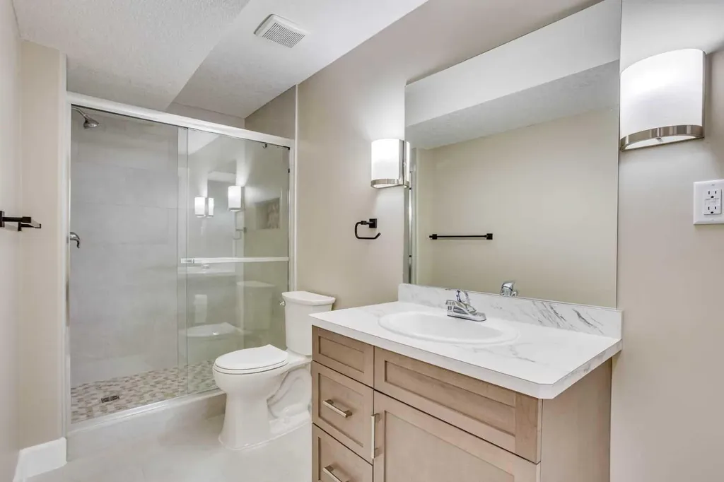 138 Magpie Street Fort Mcmurray AB T9K0L5