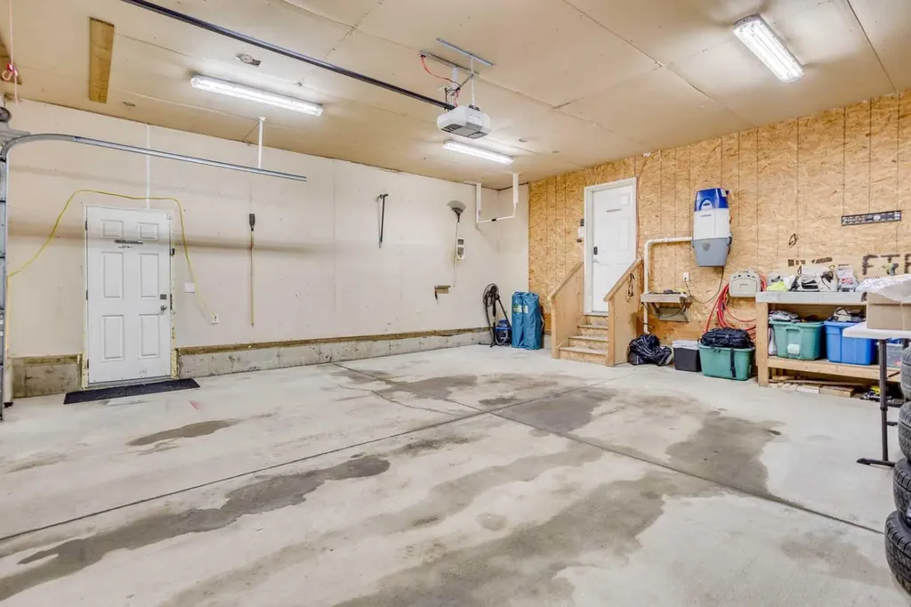 138 Magpie Street Fort Mcmurray AB T9K0L5