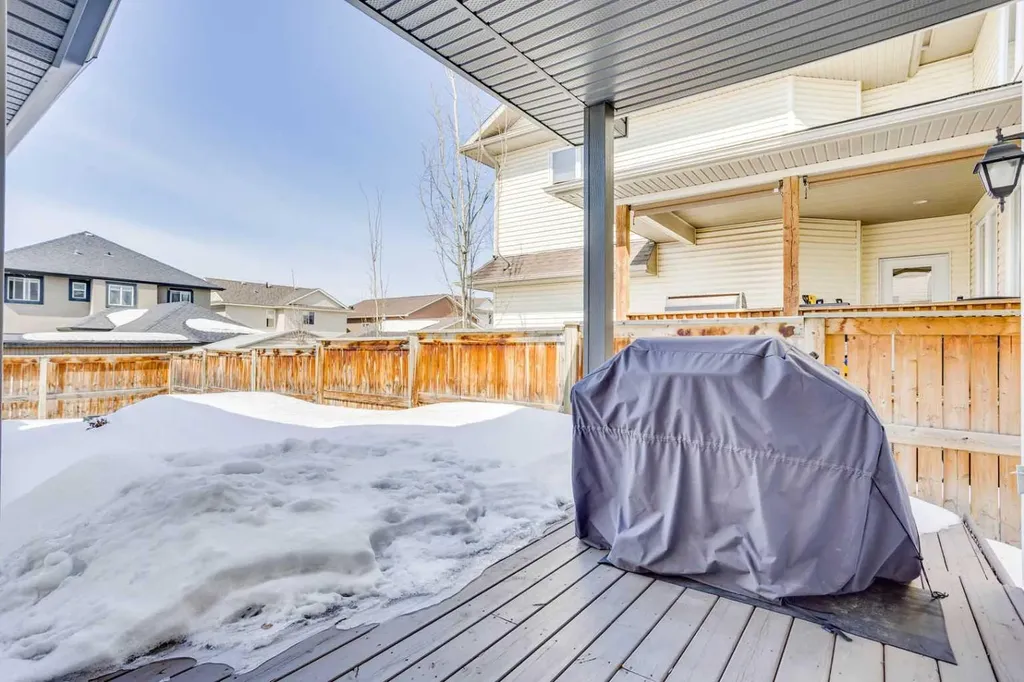 138 Magpie Street Fort Mcmurray AB T9K0L5