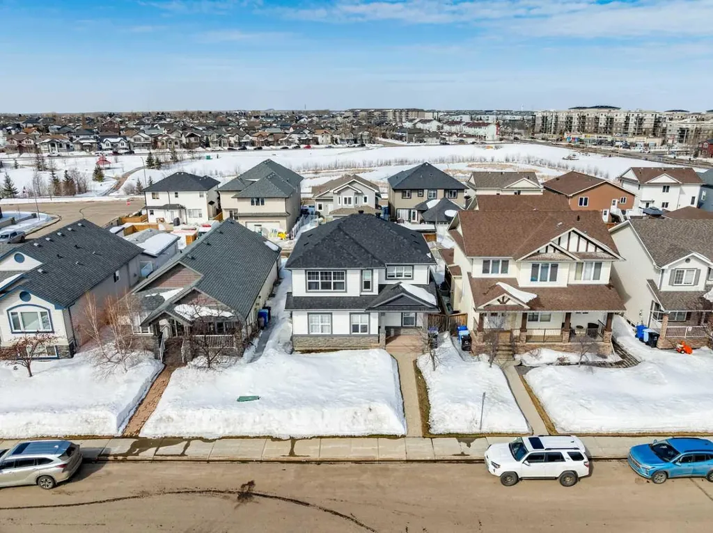 138 Magpie Street Fort Mcmurray AB T9K0L5