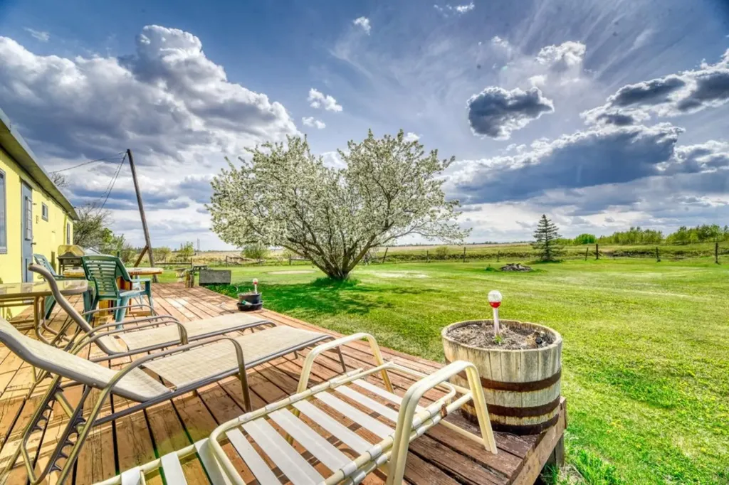 240141 Range Road 274 Rural Rocky View County AB T1X 2H9