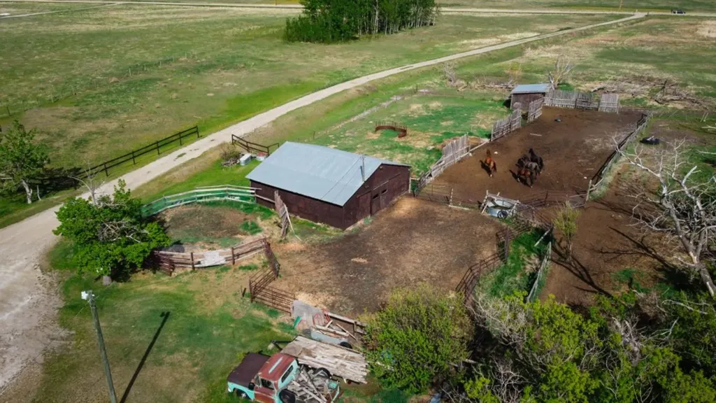 240141 Range Road 274 Rural Rocky View County AB T1X 2H9