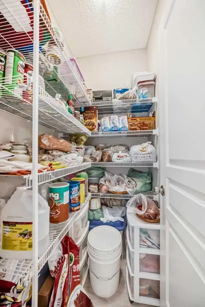9 Copperpond Avenue SE Calgary AB T2Z 5B5