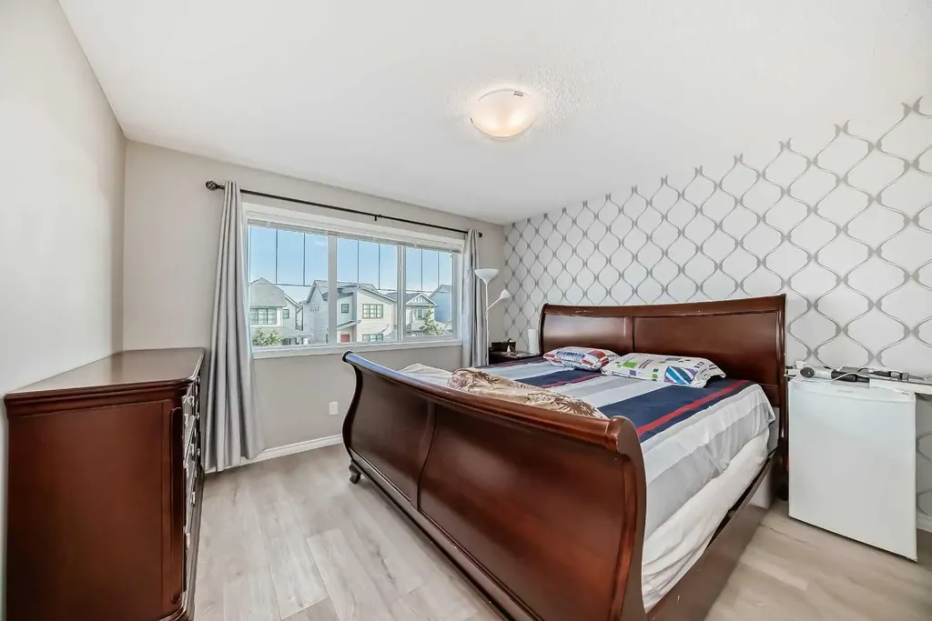9 Copperpond Avenue SE Calgary AB T2Z 5B5
