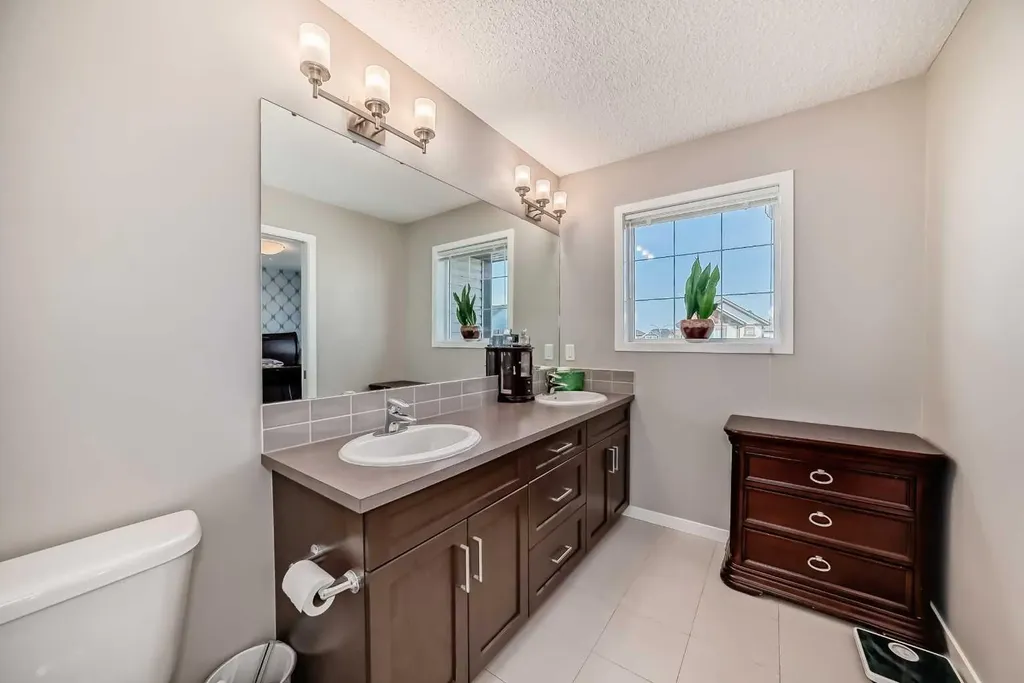 9 Copperpond Avenue SE Calgary AB T2Z 5B5