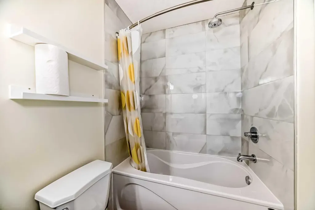 9 Copperpond Avenue SE Calgary AB T2Z 5B5