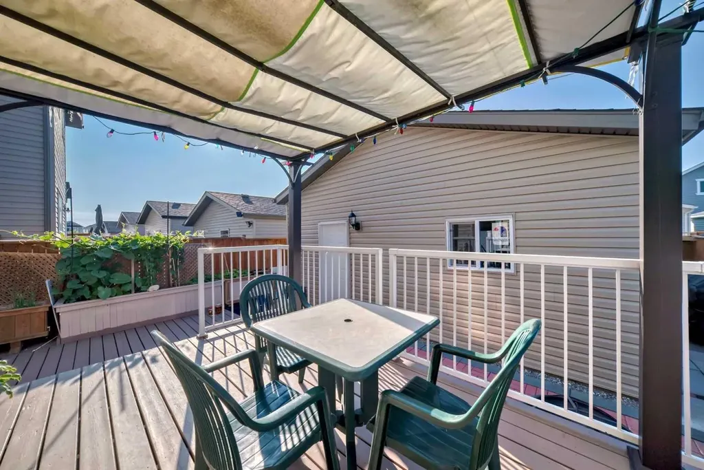 9 Copperpond Avenue SE Calgary AB T2Z 5B5