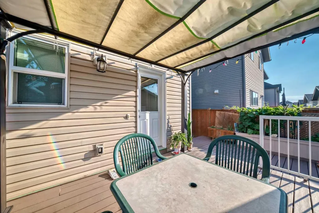 9 Copperpond Avenue SE Calgary AB T2Z 5B5