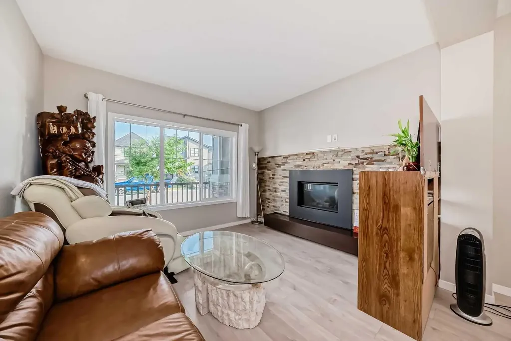 9 Copperpond Avenue SE Calgary AB T2Z 5B5