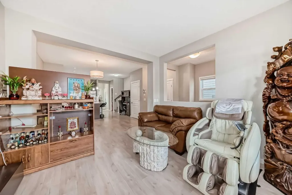 9 Copperpond Avenue SE Calgary AB T2Z 5B5