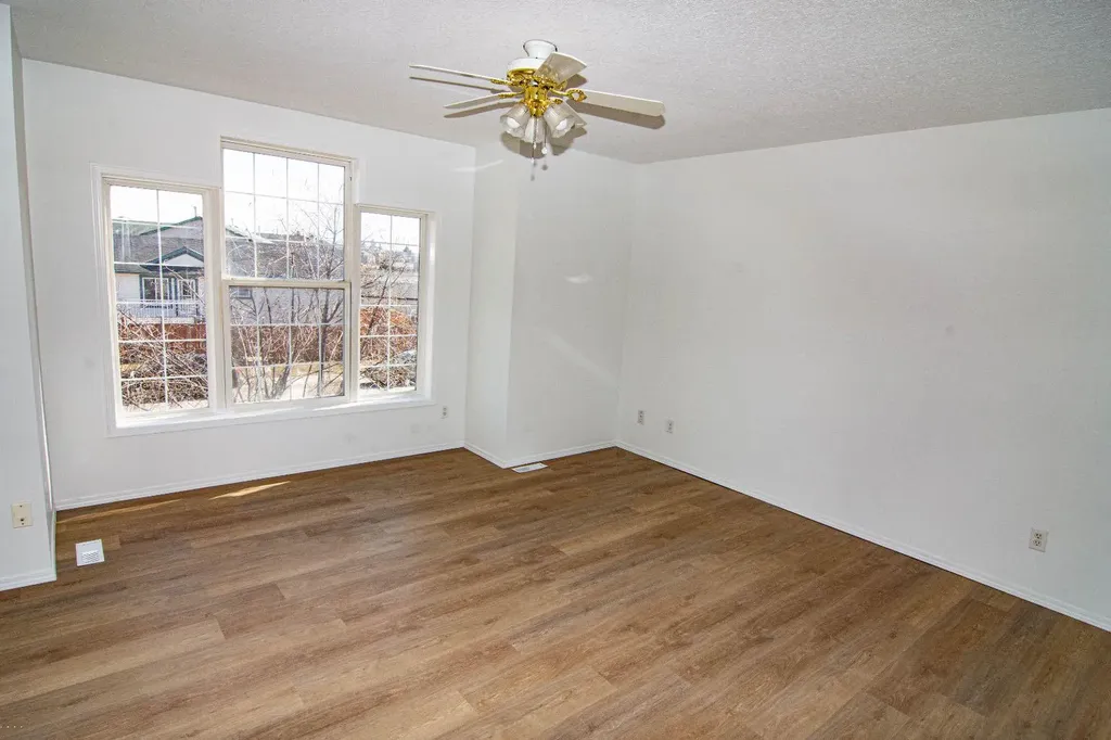 5320 Martin Crossing Drive NE Calgary AB T3J 3T2
