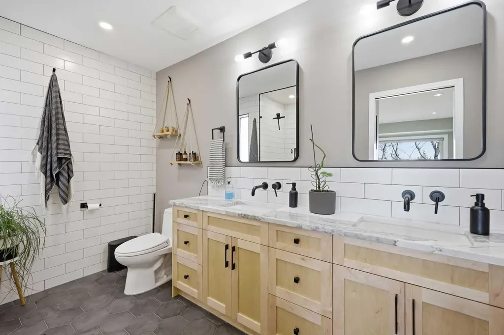 2712 22 Street SW Calgary AB T2T 5G4