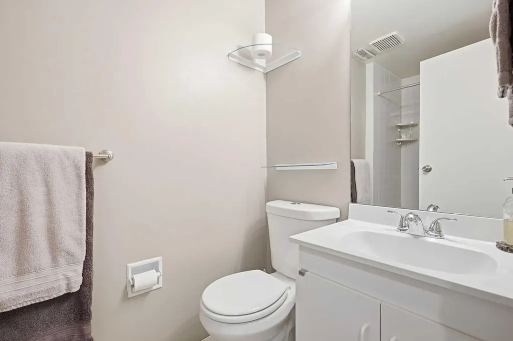 2712 22 Street SW Calgary AB T2T 5G4