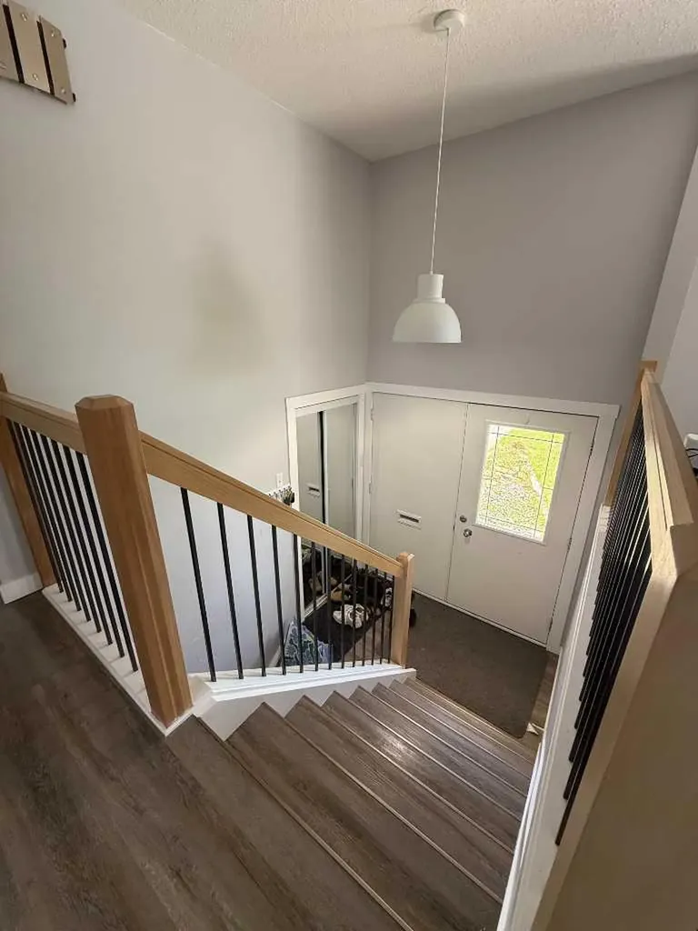 73 Mcgill Boulevard W Lethbridge AB T1K 3V7