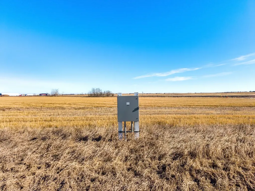 1200 Range Road 261 Beiseker AB T0M0G0