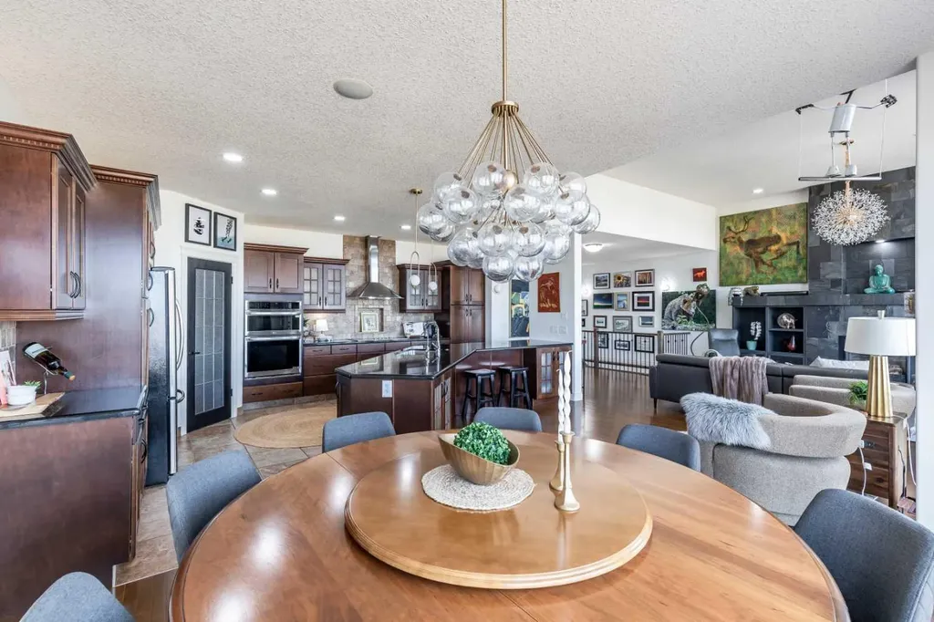 10 Palisades Mews NE Medicine Hat AB T1C2B5