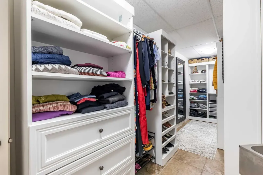 10 Palisades Mews NE Medicine Hat AB T1C2B5