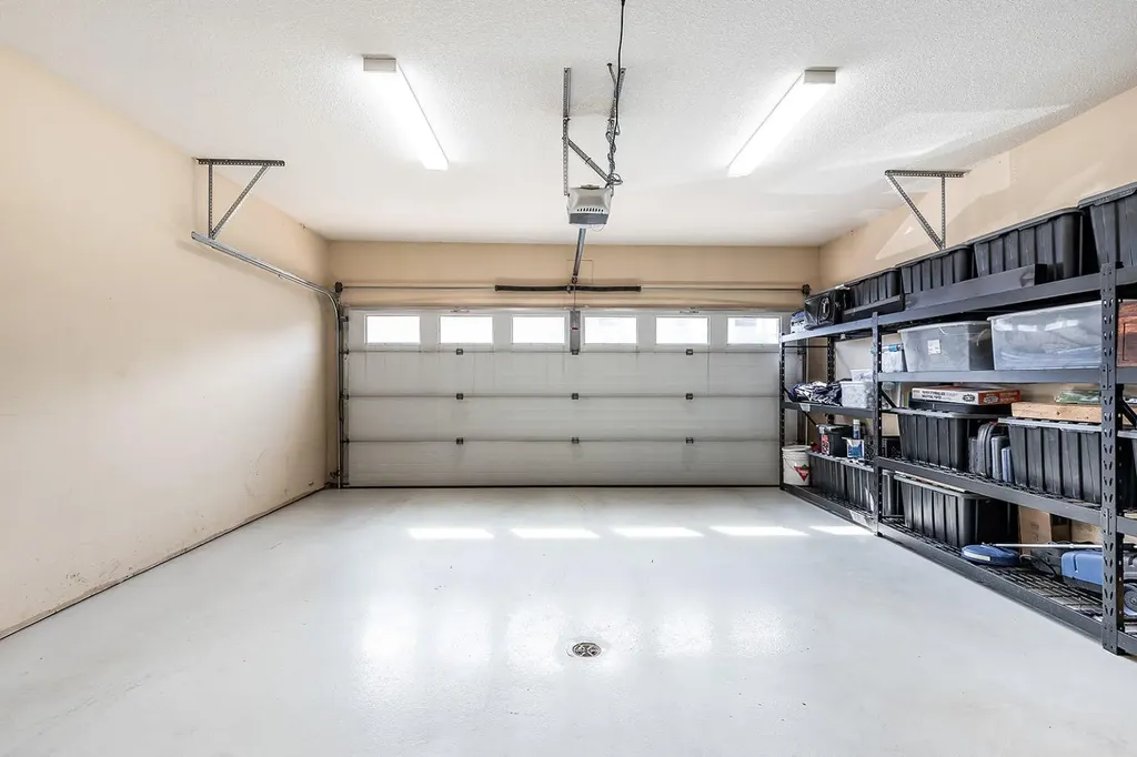 10 Palisades Mews NE Medicine Hat AB T1C2B5