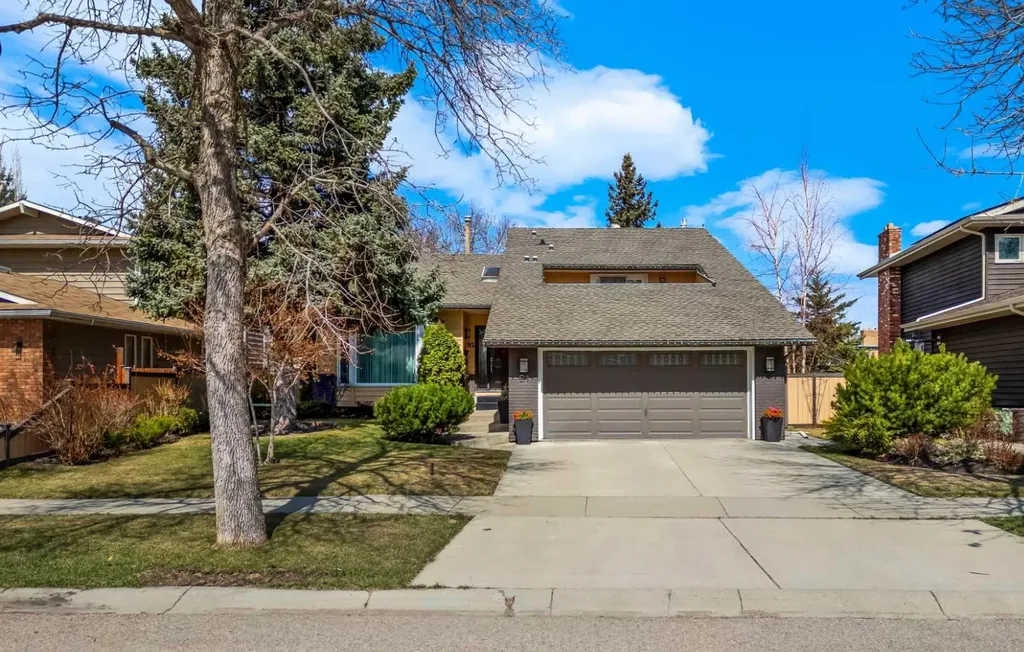 91 Sun Valley Drive SE Calgary AB T2X 2B4