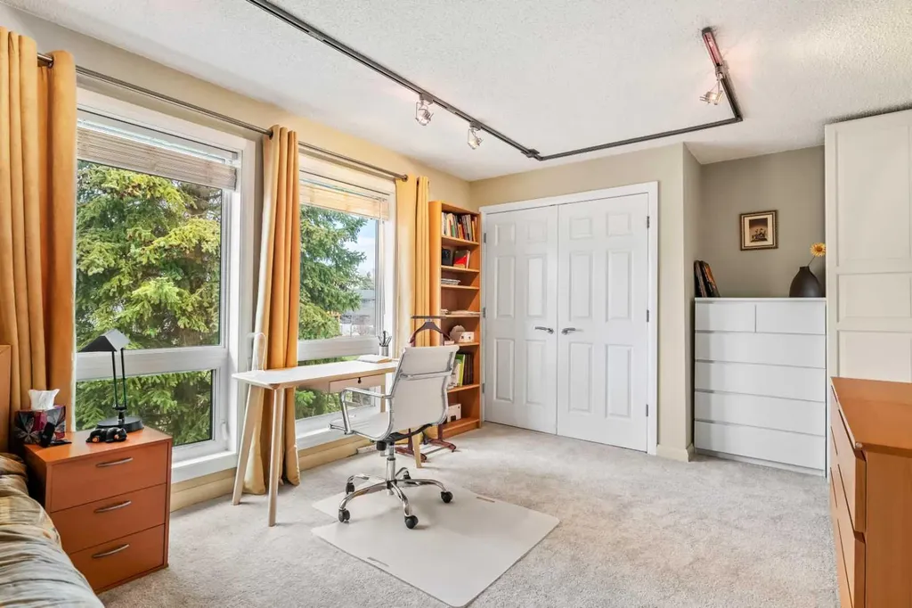 91 Sun Valley Drive SE Calgary AB T2X 2B4
