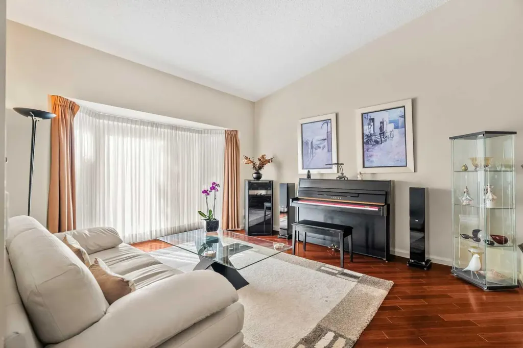 91 Sun Valley Drive SE Calgary AB T2X 2B4