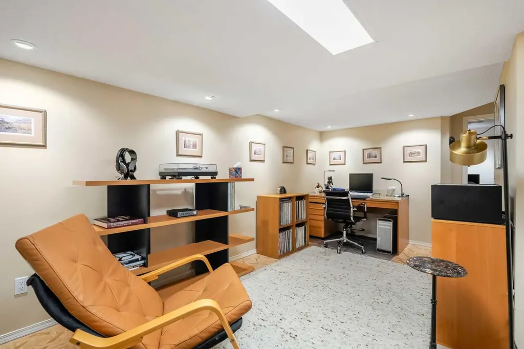 91 Sun Valley Drive SE Calgary AB T2X 2B4