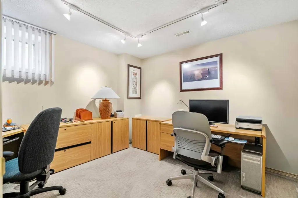91 Sun Valley Drive SE Calgary AB T2X 2B4
