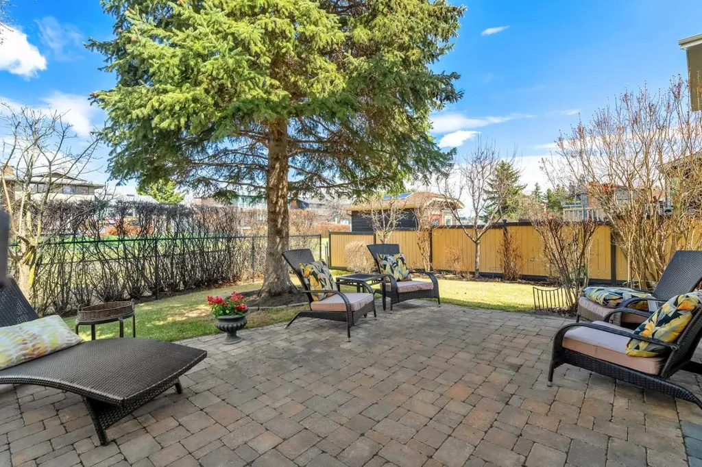 91 Sun Valley Drive SE Calgary AB T2X 2B4