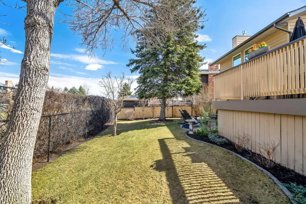 91 Sun Valley Drive SE Calgary AB T2X 2B4