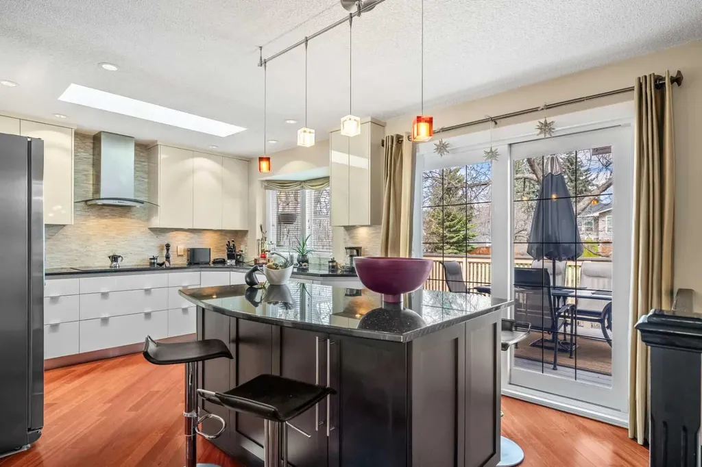91 Sun Valley Drive SE Calgary AB T2X 2B4