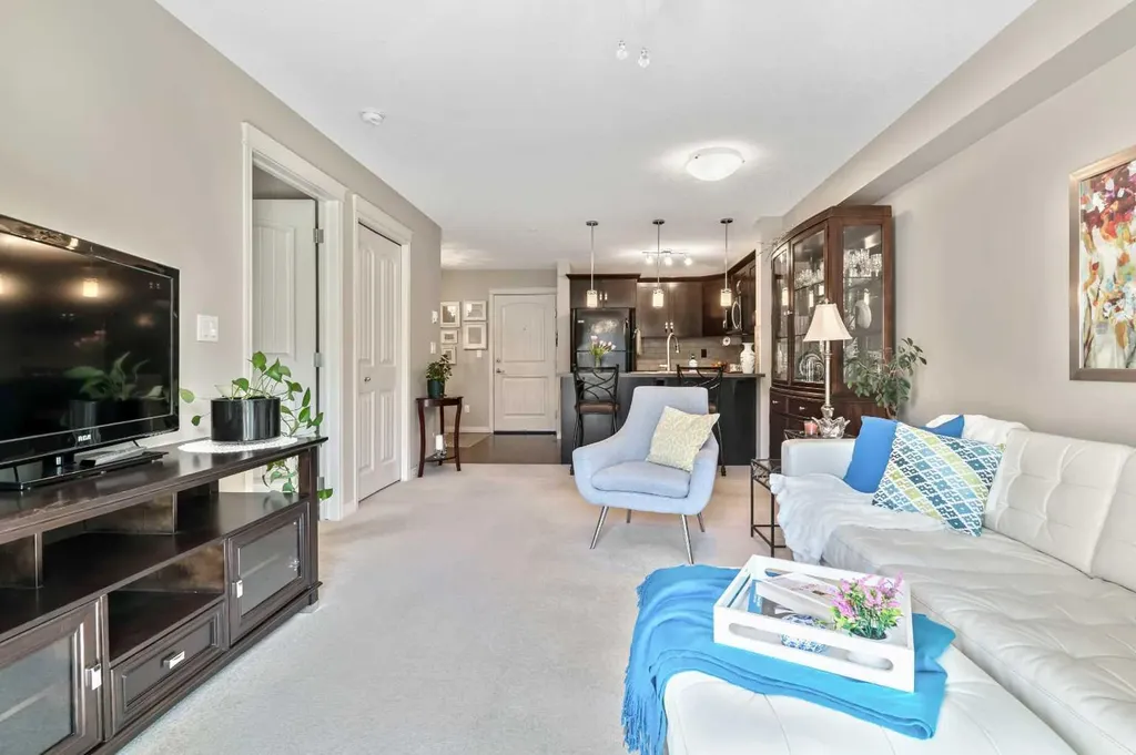 130 Panatella Street NW Calgary AB T3K 0Y6