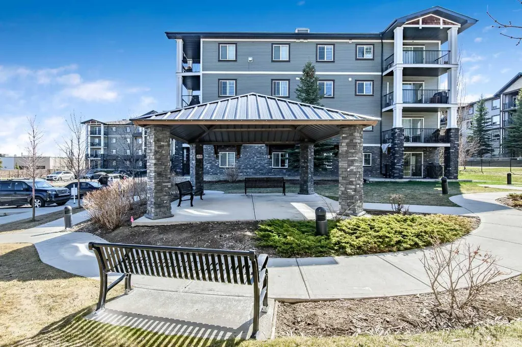 130 Panatella Street NW Calgary AB T3K 0Y6