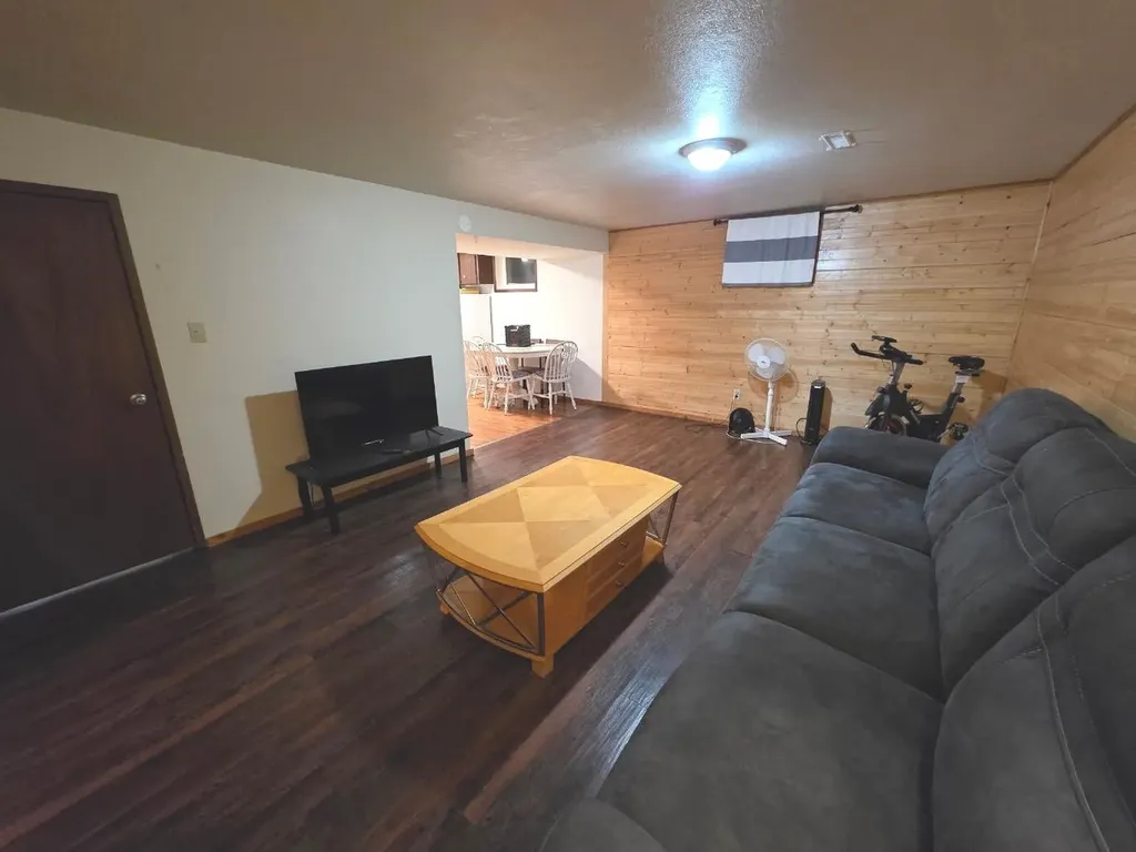 4436 51st Avenue High Prairie AB T0G 1E0