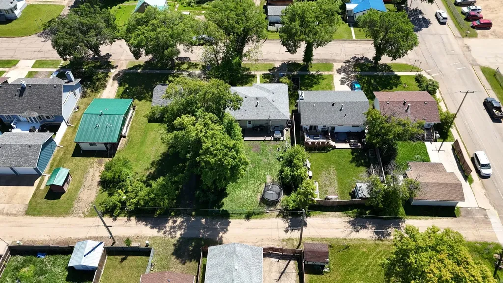 4436 51st Avenue High Prairie AB T0G 1E0
