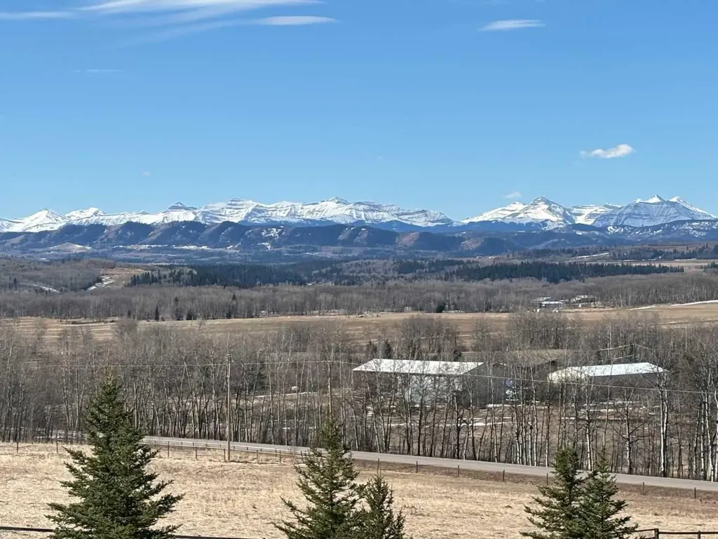 290150 240 Street W Rural Foothills County AB T0L 1K0