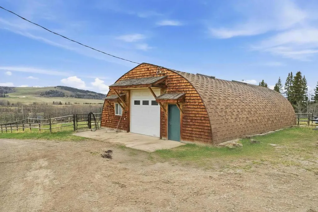 290150 240 Street W Rural Foothills County AB T0L 1K0