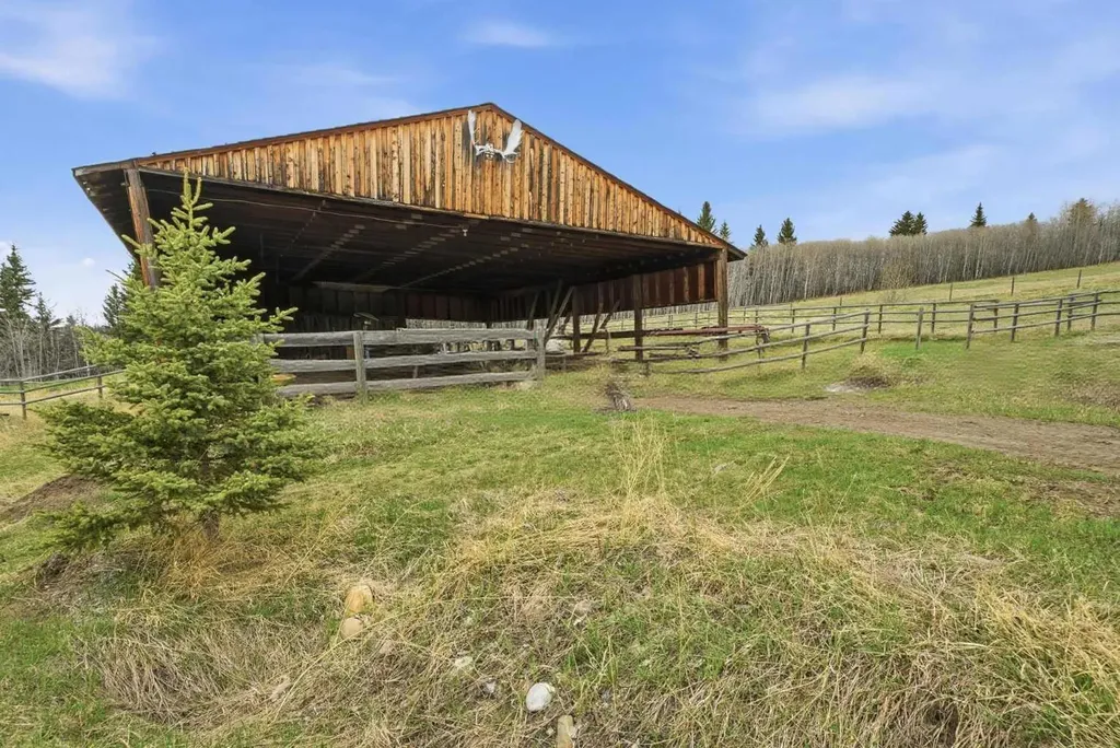 290150 240 Street W Rural Foothills County AB T0L 1K0