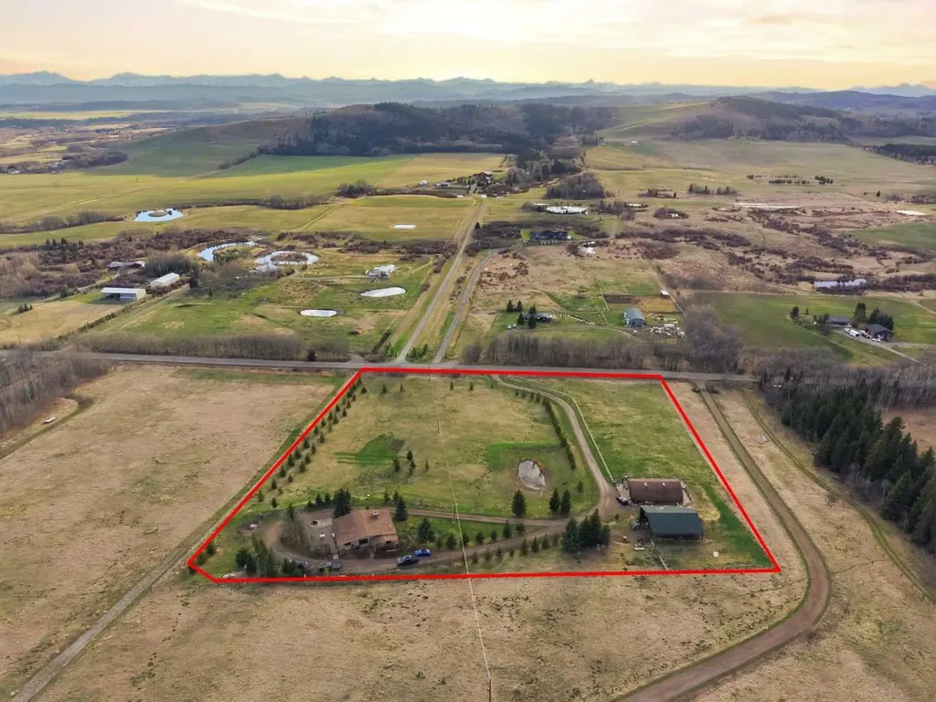 290150 240 Street W Rural Foothills County AB T0L 1K0