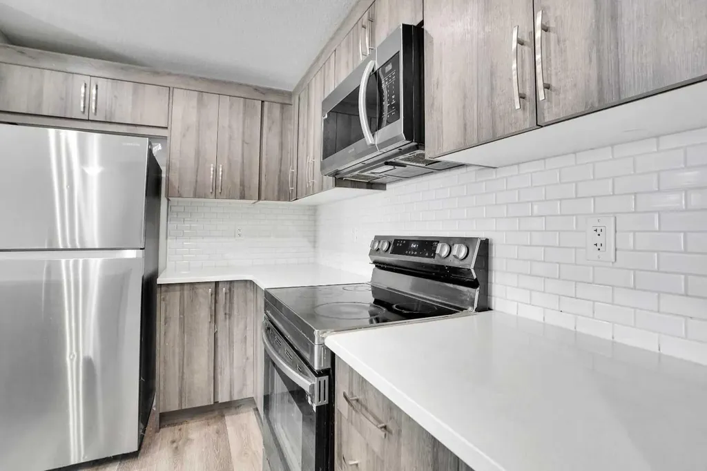 214 Cityside Grove NE Calgary AB T3N1E1