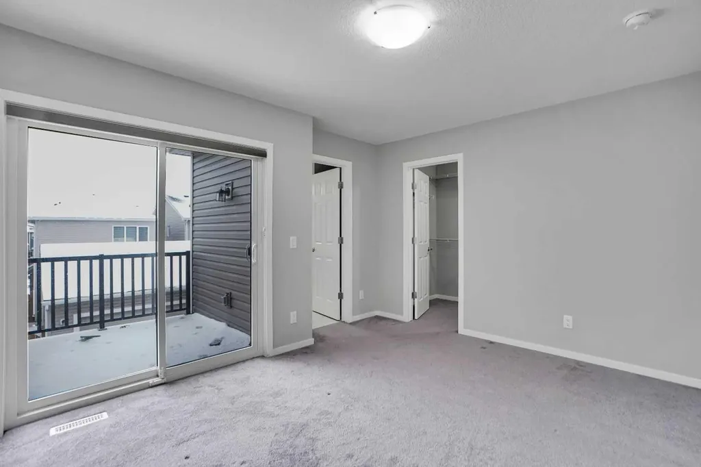214 Cityside Grove NE Calgary AB T3N1E1
