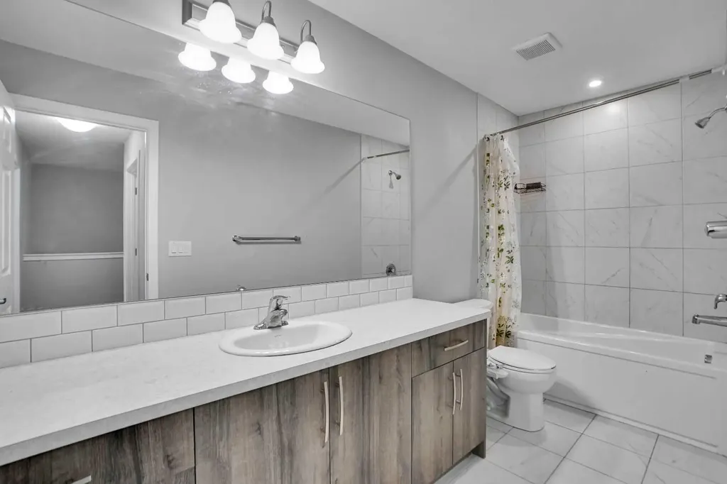 214 Cityside Grove NE Calgary AB T3N1E1