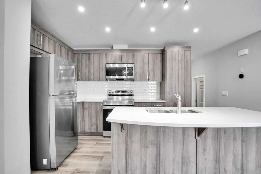 214 Cityside Grove NE Calgary AB T3N1E1